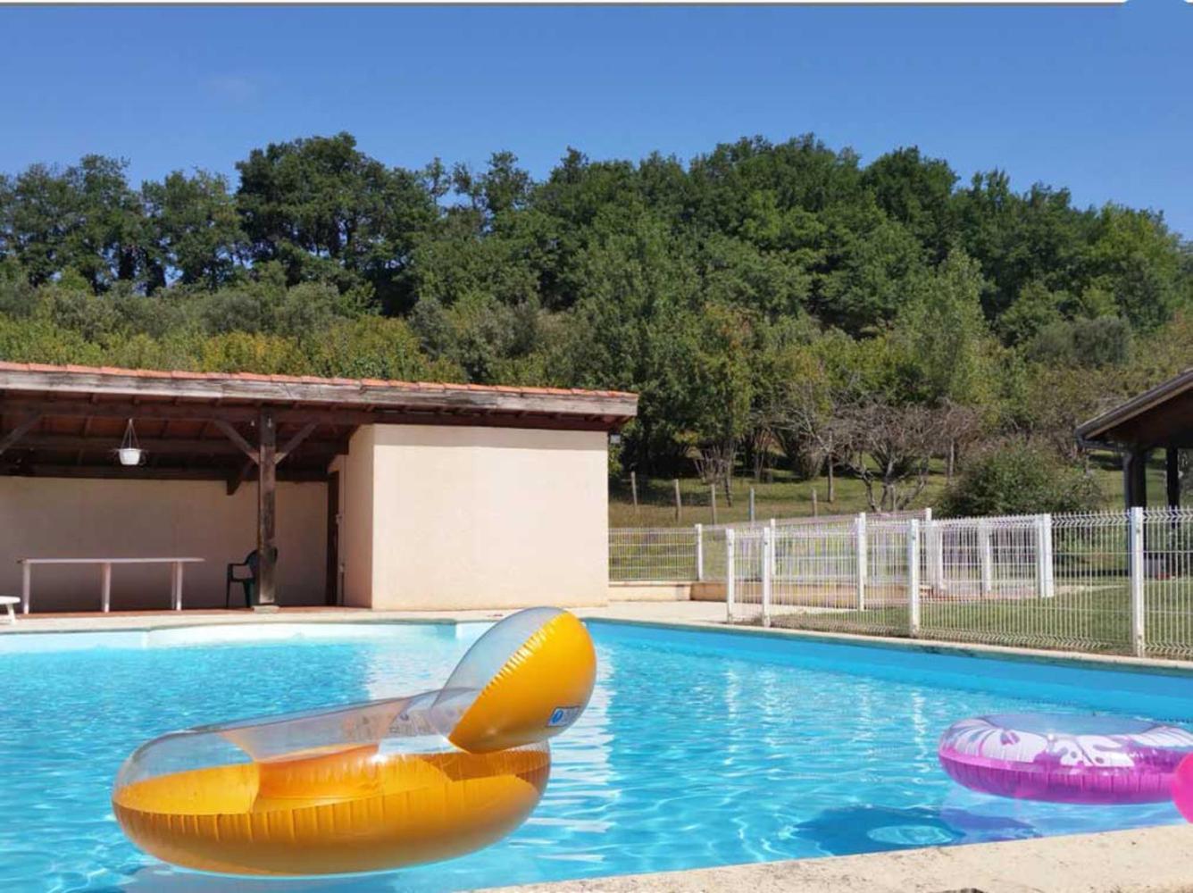 Seuls en Pleine Nature - Gîte la Côte Blanche Puygaillard-de-Quercy Extérieur photo