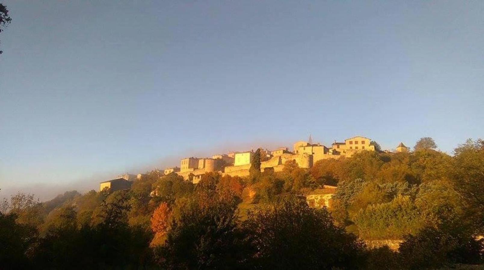 Seuls en Pleine Nature - Gîte la Côte Blanche Puygaillard-de-Quercy Extérieur photo